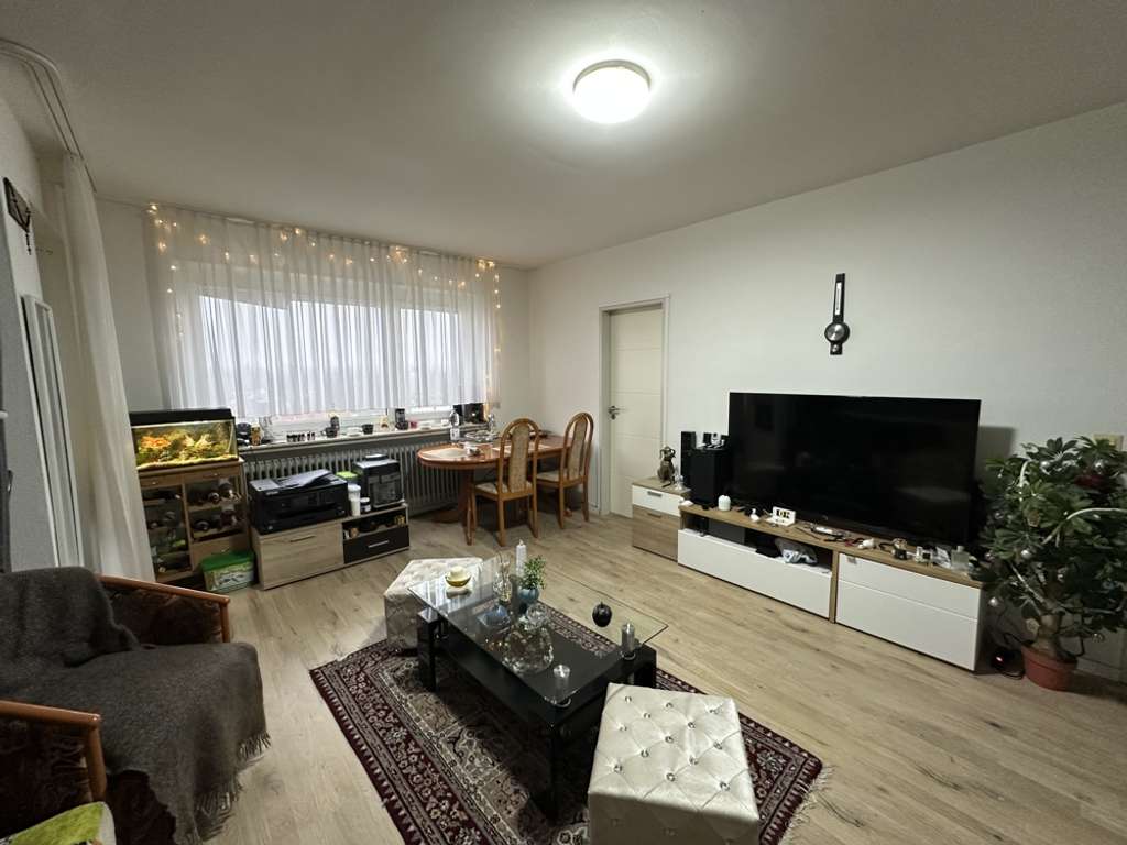 Immobilie in Bad Homburg vor der Höhe - Selbstnutzung oder Kapitalanlage, 1-Zi-Wohnung, ca. 39 m², Balkon, inkl. TG-Stellplatz, HG-Gonzenhm. - Bild 3