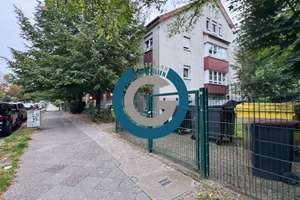 SONNIGE TERRASSE - MIT FAHRSTUHL & TIEFGARAGEN-STELLPLATZ - ZUR ZEIT VERMIETET – Die vollständige Adresse der Immobilie erhältst du vom Anbieter., 12107 Mariendorf, Berlin – Vorschaubild 1