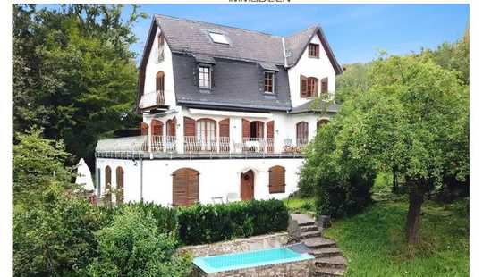 Bild von Gründerzeitvilla mit Doppelgarage in ruhiger Waldrandlage von Eppstein-Niederjosbach