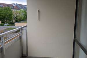 Helles, frisch renoviertes Möbliertes Appartement mit Südwestbalkon und Tiefgaragenstellpla – Auerfeldstraße 27, 81249 Obere Au, München – Vorschaubild 3