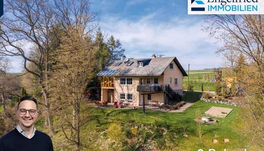 Bild von Traumhaftes Landhaus im Grünen vor einmaliger Kulisse am Waldrand mit Bachlauf