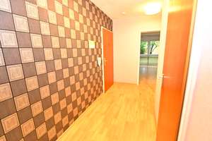 3 ZKB-Wohnung mit Loggia, EBK - optional TG-Stellplatz - schöne Lage, Augsburg-Hochzoll – Herzogstandstraße 28, 86163 Hochzoll-Nord, Augsburg – Vorschaubild 16