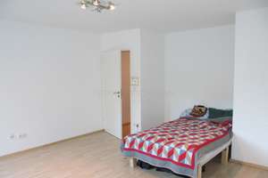 Charmante 1-ZKB-EG-Wohnung mit wunderschöner Terrasse, ruhige Lage, München, Pasing-Obermenzing – Die vollständige Adresse der Immobilie erhältst du vom Anbieter., 81245 Obermenzing, München – Vorschaubild 6