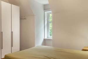 Altbaujuwel mit 6 Zimmern: 178 m² Wfl. im 2.OG, Balkon, Garten & zusätzlicher Dachboden – Die vollständige Adresse der Immobilie erhältst du vom Anbieter., 30419 Herrenhausen, Hannover – Vorschaubild 14