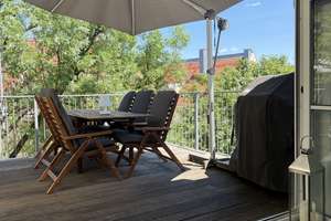 Dachgeschoss-Traum mit Terrasse im Herzen von Schwabing (Möblierung optional)