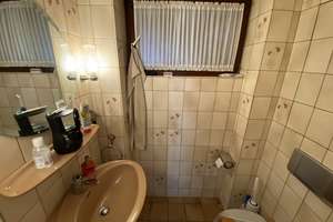 Reihenhaus in schöner Wohnstraße 
mit zwei Garagen – Die vollständige Adresse der Immobilie erhältst du vom Anbieter., 28816 Stuhr – Vorschaubild 7