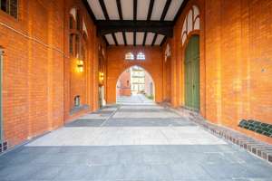Barrierefreie 3-Zimmer-Wohnung mit 2 Bädern im sanierten Altbau am Schlosspark Charlottenburg – Die vollständige Adresse der Immobilie erhältst du vom Anbieter., 14059 Charlottenburg, Berlin – Vorschaubild 10