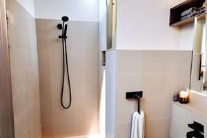 Helle 3/4-Zimmer-Wohnung mit viel Potenzial in Solingen – Die vollständige Adresse der Immobilie erhältst du vom Anbieter., 42653 Gräfrath, Solingen – Vorschaubild 9