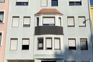 Wohn- und Geschäftshaus im Zentrum von Selb – Die vollständige Adresse der Immobilie erhältst du vom Anbieter., 95100 Selb – Vorschaubild 1