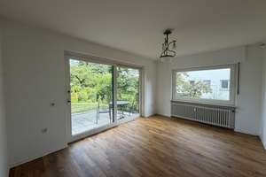 Helle 3-Zimmer Wohnung 105qm + 60qm Souterrain mit Terrasse und Garten in Darmstadt-Eberstadt – Die vollständige Adresse der Immobilie erhältst du vom Anbieter., 64297 Eberstadt, Darmstadt – Vorschaubild 6