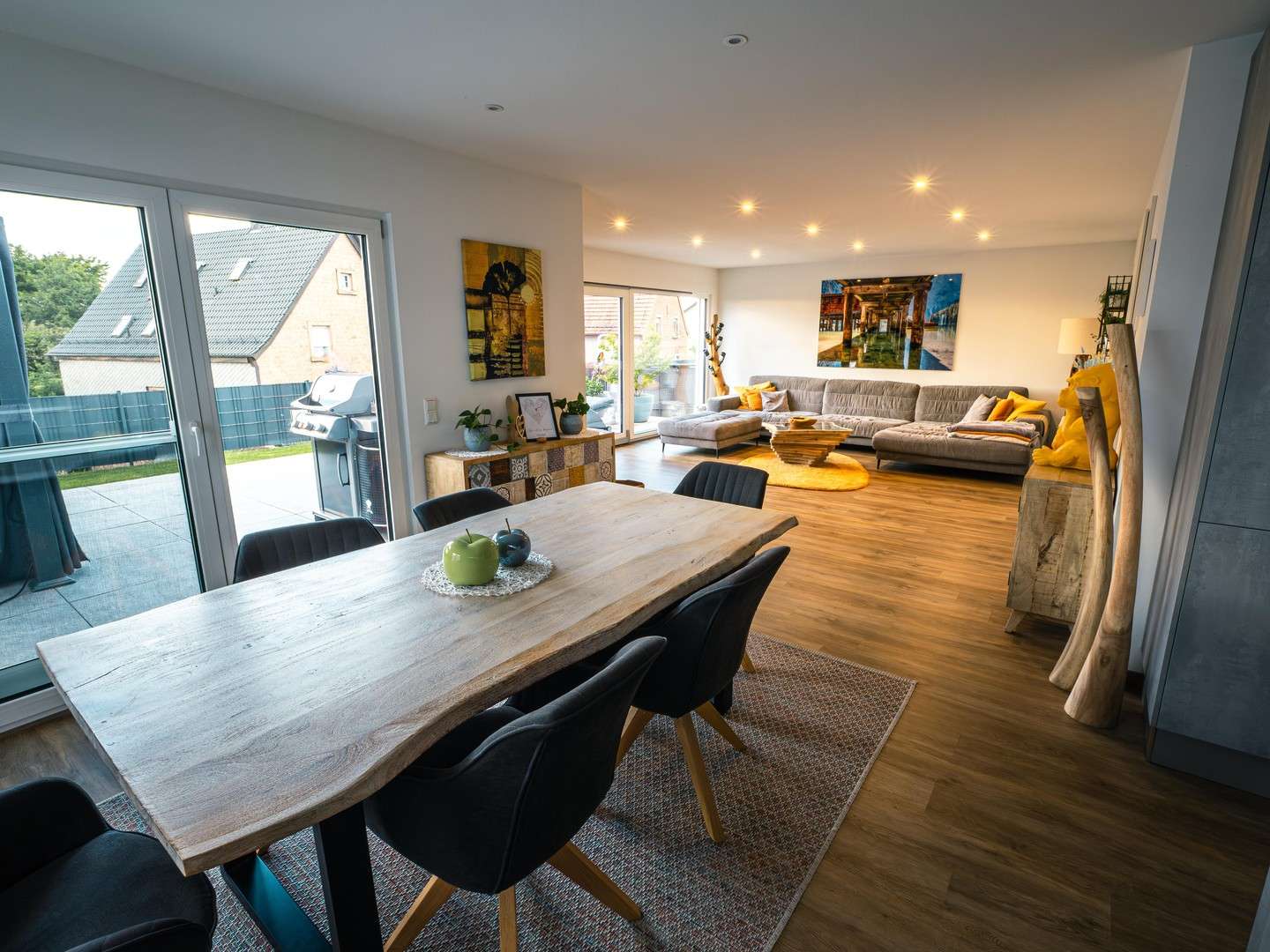 Immobilie in Schmalenberg - Moderne Stadtvilla (Bj. 2020) | A+ | PV & Speicher | Sauna | Waldblick | sofort bezugsfrei - Bild 6