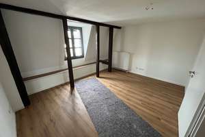 WG-Zimmer frisch renoviert – einziehen & zuhause fühlen
