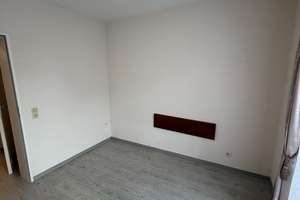 WBS Erforderlich! Alltagstaugliche 1,5-Zimmer-Wohnung in Düsseldorf Benrath – 40589 Benrath, Düsseldorf – Vorschaubild 12