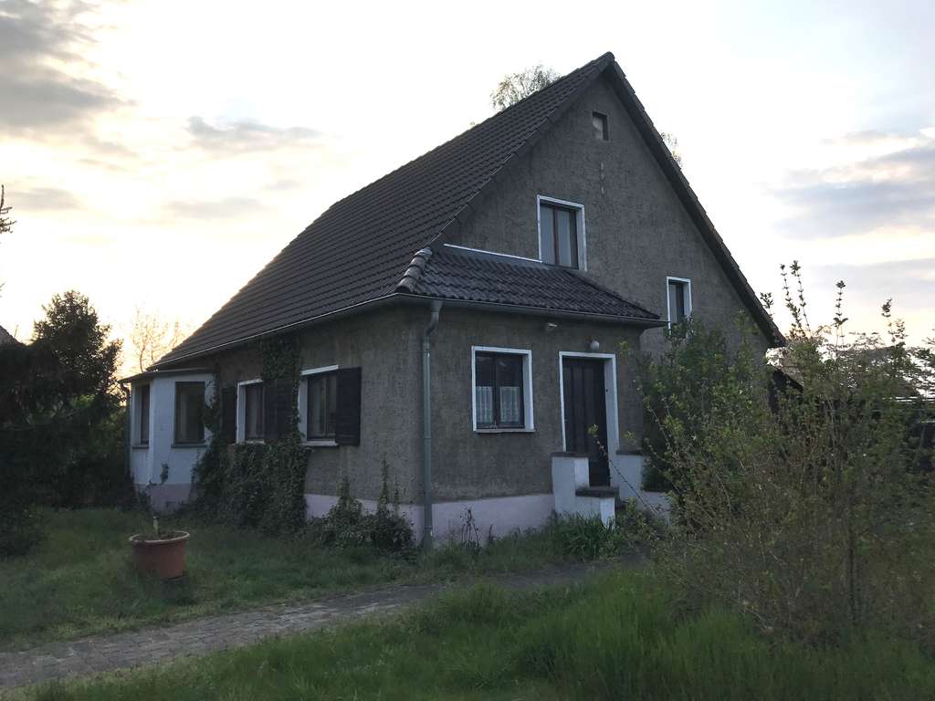Immobilie in Elbe-Parey - Ruhiges Wohnen am Feldrand in Elbnähe - Einfamilienhaus auf 1523 m² Grund in Elbe-Parey (Derben) - Bild 0