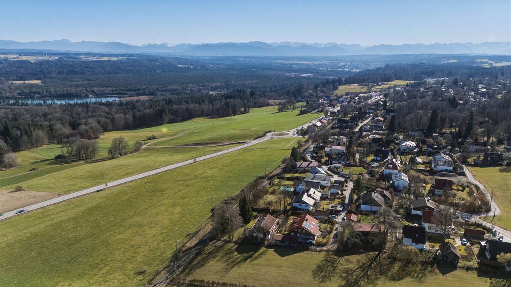 Immobilie in Icking - Einfamilienhaus mit Einliegerwohnung - Erfüllen Sie sich Ihren Wohntraum in Icking - Bild 2