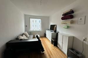 Helle 4-Zimmer-Wohnung im 2. OG (ca. 80qm) mit Balkon