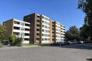 Exklusive frisch sanierte 1,5-Zimmer Wohnung im 2. OG mit Loggia in Duisburg-Hochheide