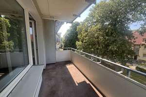 Renovierte 3-Zimmer-Wohnung mit Balkon!