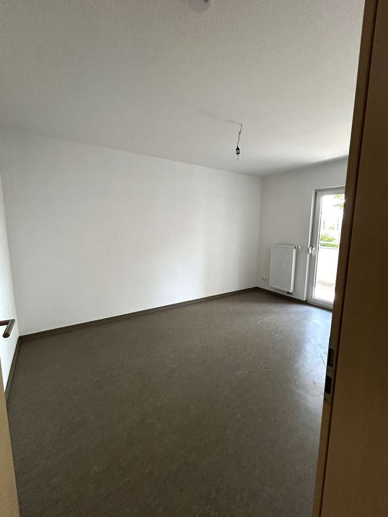 Immobilie in Marktsteft - 3-Zimmer Erdgeschosswohnung mit Balkon in Marktsteft ! - Bild 3