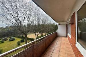 HENSTEDT-RHEN: TOP WOHNUNG MIT BALKON UND CARPORT – Die vollständige Adresse der Immobilie erhältst du vom Anbieter., 24558 Henstedt-Ulzburg – Vorschaubild 4