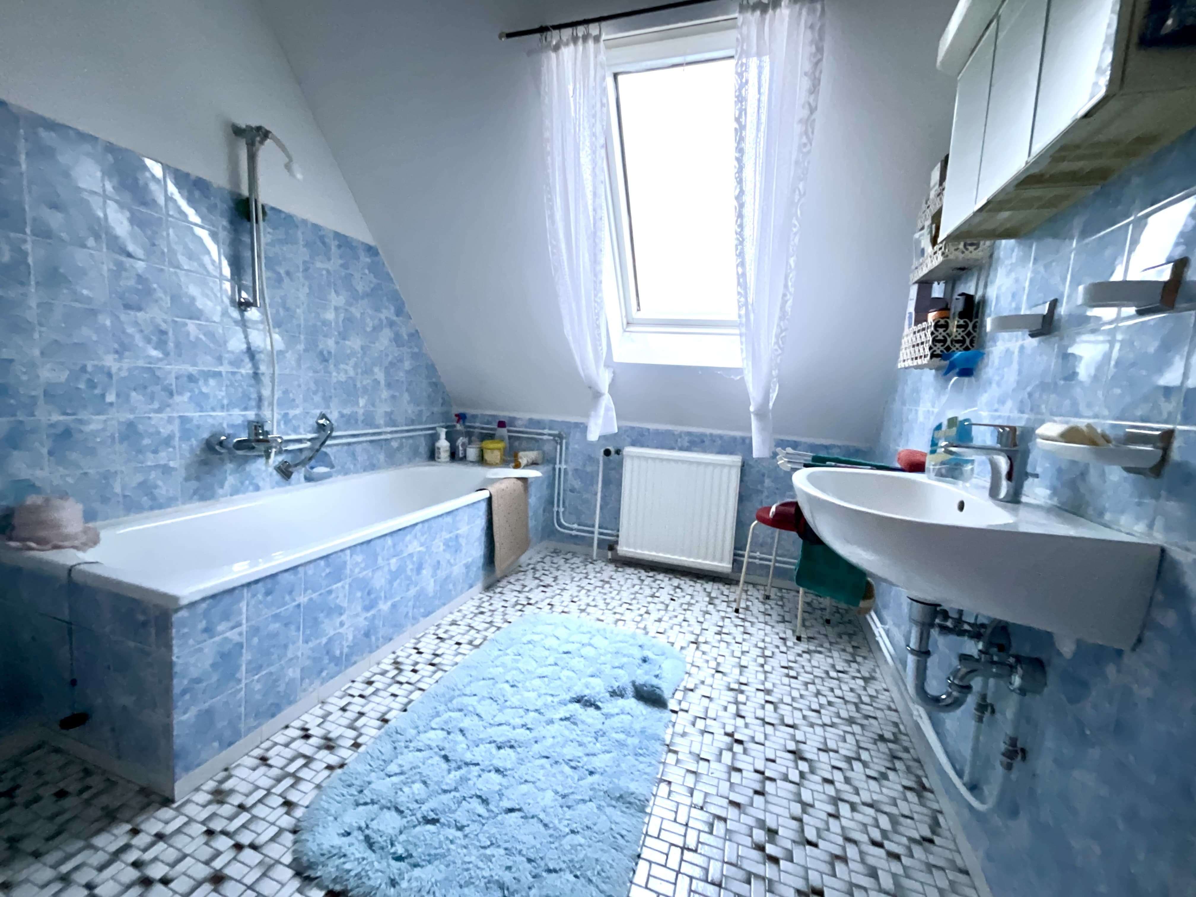 Immobilie in Eystrup - Wohnen im Einklang mit der Natur
Mehrgenerationenhaus in idyllischer Waldlage - Bild 12