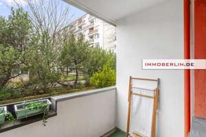 IMMOBERLIN.DE - Nette Aussichten! Helle Wohnung mit Westloggia in Ruhelage & Pkw-Stellplatz – Die vollständige Adresse der Immobilie erhältst du vom Anbieter., 12351 Gropiusstadt, Berlin – Vorschaubild 4
