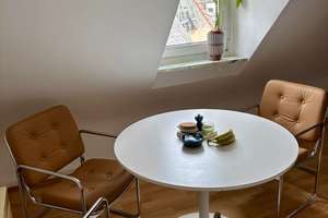 Schöne 2- Zimmer Dachgeschoßwohnung – Die vollständige Adresse der Immobilie erhältst du vom Anbieter., 60598 Sachsenhausen-Süd, Frankfurt am Main – Vorschaubild 2