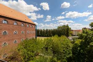 Zwei Balkone, viel Licht und Ruhe – bezugsfreie 3 Zimmer in Charlottenburg – Die vollständige Adresse der Immobilie erhältst du vom Anbieter., 10589 Charlottenburg, Berlin – Vorschaubild 7