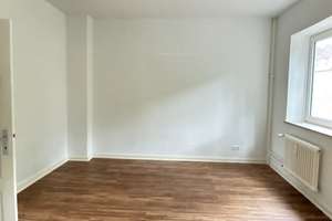Praktische 2-Zimmerwohnung mit kleinem Balkon inkl. 3xKaltmieterlass – Lüderitzstraße 14, 24149 Neumühlen-Dietrichsdorf, Kiel – Vorschaubild 2