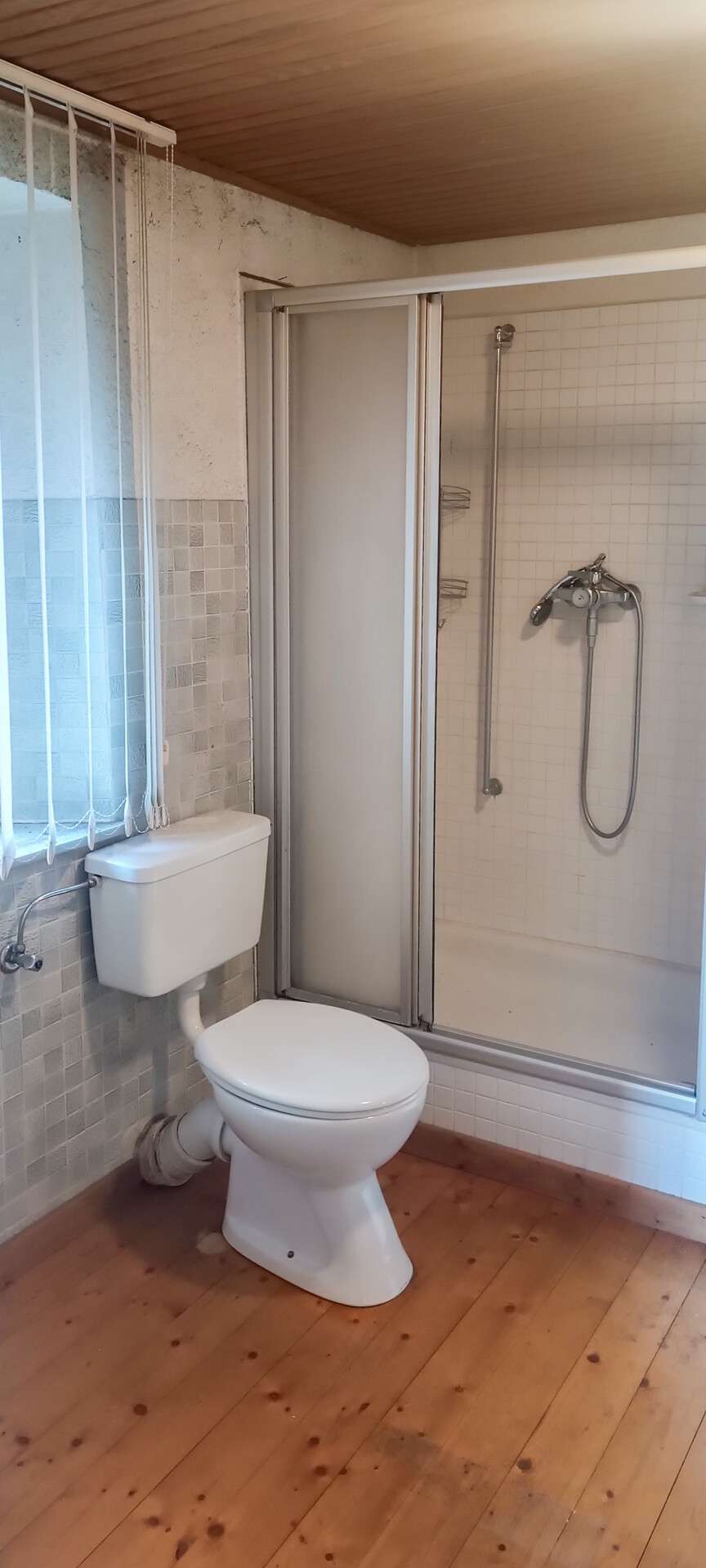 Immobilie in Ransbach-Baumbach - Charmantes Wohnhaus in Ransbach-Baumbach – ideal für eine liebevolle Neugestaltung - Bild 6