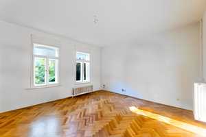 * RESERVIERT * EINZIGARTIGE VILLA IN SPITZENLAGE – HISTORISCHE ARCHITEKTUR MIT ZEITGEMÄSSEM KOMFORT – Erlangen – Vorschaubild 4