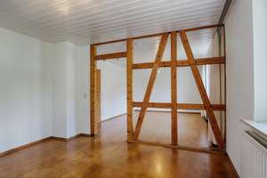 Kulturdenkmal - Charmante Doppelhaushälfte in Reutlingen-Gmindersdorf – Die vollständige Adresse der Immobilie erhältst du vom Anbieter., 72760 Betzingen, Reutlingen – Vorschaubild 3