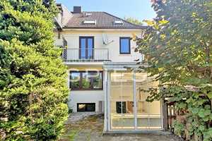Platz für die Familie! Großzügiges Reihenendhaus in Oslebshausen – Bremen – Vorschaubild 1
