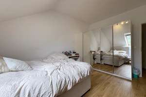Großzügiges Wohnen auf zwei Ebenen – 6-Zimmer-Maisonettewohnung mit 3 Balkonen in Niederkassel – Die vollständige Adresse der Immobilie erhältst du vom Anbieter., 40547 Niederkassel, Düsseldorf – Vorschaubild 22