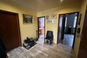 Großes Mehrfamilienhaus mit 3 Wohneinheiten und Garage in Lautenthal – Die vollständige Adresse der Immobilie erhältst du vom Anbieter., 38685 Langelsheim – Vorschaubild 3