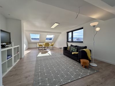 Helles Dachgeschoss mit Gartenanteil – stilvolle 3-Zimmer mit Weitblick in Fulda-Istergiesel