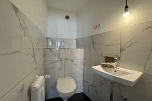 Frisch sanierte 3-Zimmer-Wohnung mit Balkon, Aufzug und Keller in Düsseldorf – Kirchfeldstraße 144, 40215 Friedrichstadt, Düsseldorf – Vorschaubild 8
