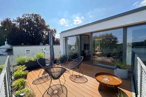 EXKLUSIVES PENTHOUSE IM BAUHAUSSTIL MIT RHEIN - BLICK, DREI TERRASSEN UND TG - STELLPLATZ – Die vollständige Adresse der Immobilie erhältst du vom Anbieter., 50996 Rodenkirchen (Ortsteil), Köln – Vorschaubild 7