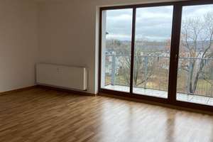 vermietet: 3-Zimmer im DG mit Laminat, Balkon, Bad mit Wanne und Dusche! – 9130 Sonnenberg, Chemnitz – Vorschaubild 2