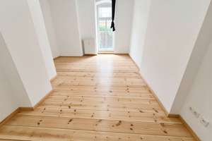 Stuckaltbau im Kastanienkiez mit Terrasse - Provisionsfrei! – Eberswalder Straße 20, 10437 Prenzlauer Berg, Berlin – Vorschaubild 2