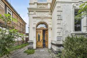 EIN JUWEL ! Exklusive Stadtvilla in allerbester City/Lage von Celle mit Wassergrundstück 4.296 m² – Celle (Kreis) – Vorschaubild 1
