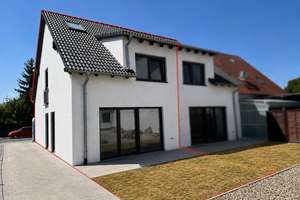 Neubau in Mannheim-Gartenstadt – energieeffiziente 3,5-Zimmer-Doppelhaushälfte