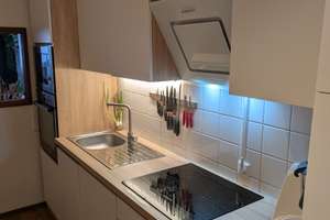 Geschmackvolle Altbauwohnung mit zwei Räumen und Einbauküche in Ulm – Ensingerstraße 33/1, 89073 Mitte, Ulm – Vorschaubild 11