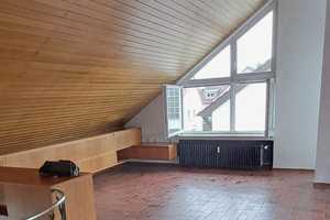 Schöne 3-Zimmer-Dachgeschosswohnung mit gehobener Innenausstattung mit Balkon und EBK in Stuttgart – Sterntalerweg 12, 70567 Stuttgart – Vorschaubild 11