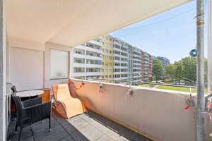Leerstehende 2,5-Zimmer-Wohnung mit Balkon, Tiefgarage und attraktivem Umbaupotenzial in München – Strehleranger 00, 81735 Neuperlach, München – Vorschaubild 16