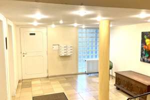 Gepflegte, helle 2 Zimmer/Kdb Wohnung Nähe Uni-Klinikum/Landgericht/Haumannplatz zu vermieten* – Jennerstr. 14, 45147 Holsterhausen, Essen – Vorschaubild 2