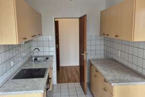 Moderne 2-Zimmer Wohnung im 2. OG mit großem Balkon in Tempelhof  – Die vollständige Adresse der Immobilie erhältst du vom Anbieter., 12105 Mariendorf, Berlin – Vorschaubild 4