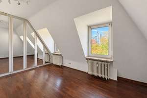 Über den Dächern von Sachsenhausen-Nord: Altbau-Etage mit Aufzug und Skylineblick – 60594 Sachsenhausen-Nord, Frankfurt am Main – Vorschaubild 13