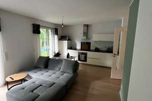 Ruhige 2-Zimmer-Wohnung mit Balkon in Solln