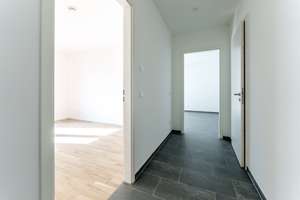 Ideale Familienwohnung im Hochparterre: 3-Zi. mit großzügigem Wohn-Ess-Küchen-Bereich und Balkon – Die vollständige Adresse der Immobilie erhältst du vom Anbieter., 81677 Echarding, München – Vorschaubild 24